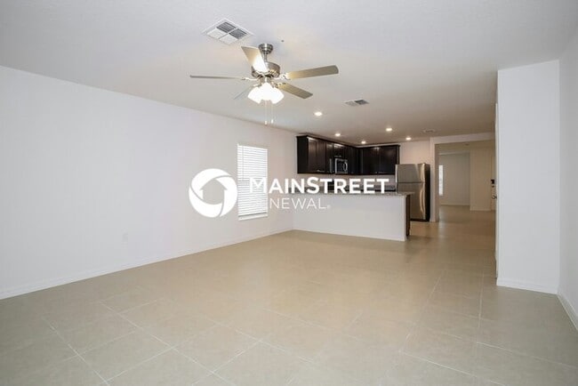 Photo - 4 Bedroom Pet-Friendly Home in Mascotte, FL with Main Street Renewal