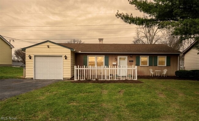Building Photo - 3945 S Schenley Ave