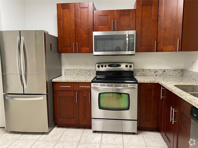 Building Photo - 4114 Forest Dr Rental