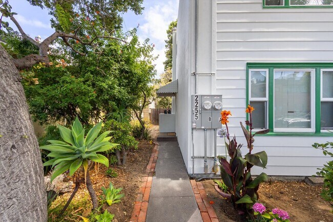 Photo - 2255 Lincoln Ave Unidad A