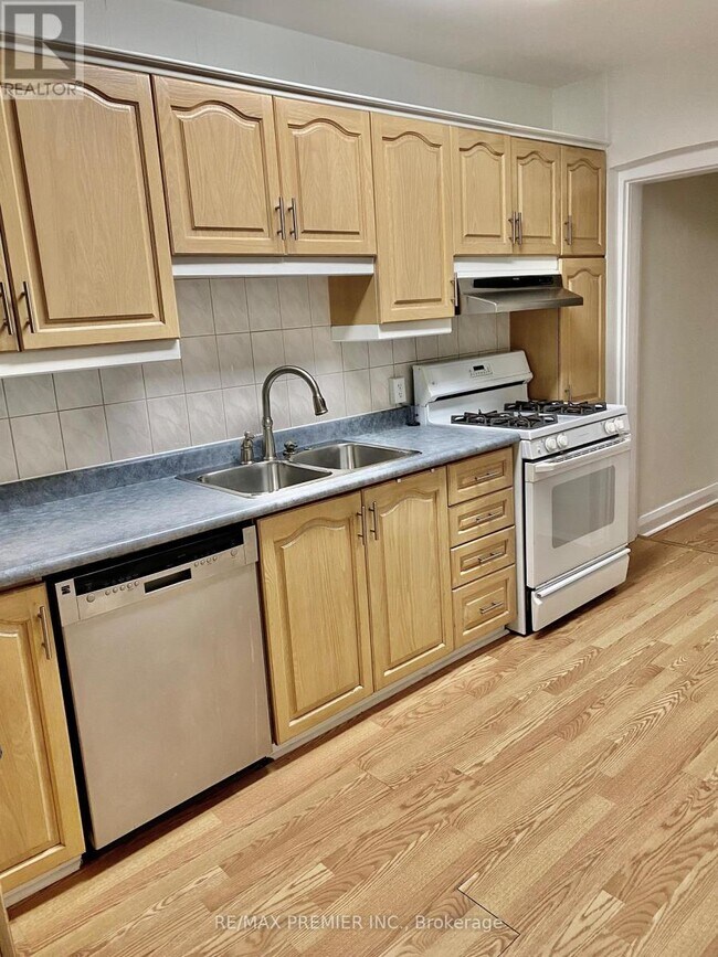 Photo - 34 Brownville Ave