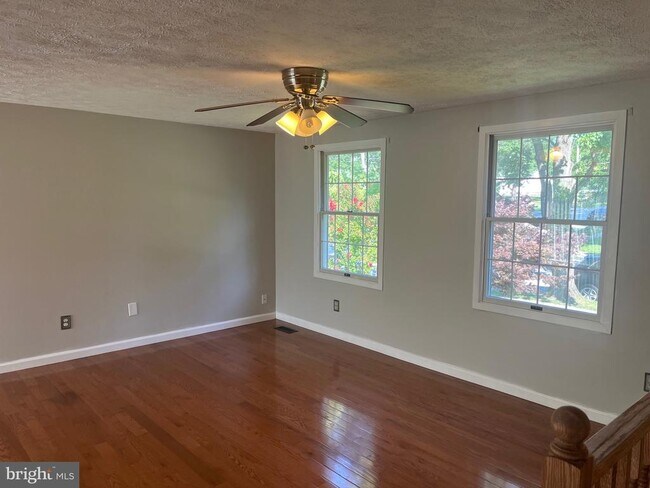 Photo - 8034 Andiron Ln