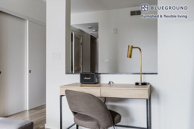 Photo - 12035 Wilshire Blvd Unit FL5-ID1293