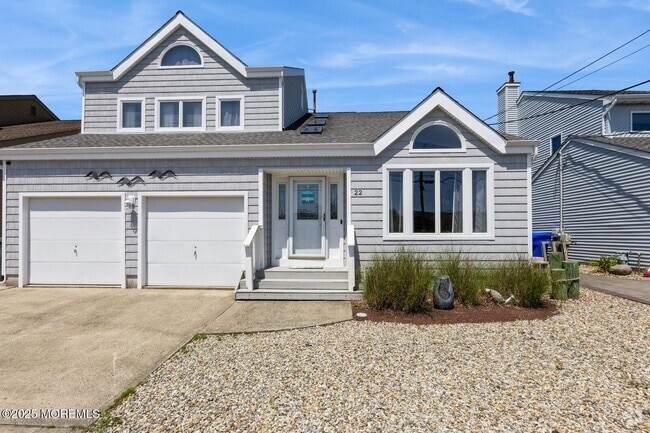 Building Photo - 22 Longpoint Dr Rental