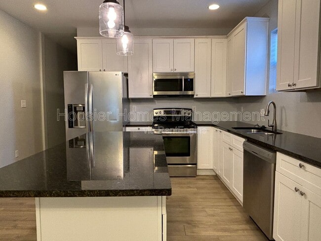 Photo - 1338 Barth Ave