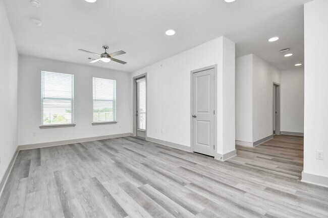 Photo - 2020 Grandway Dr Unit 11103