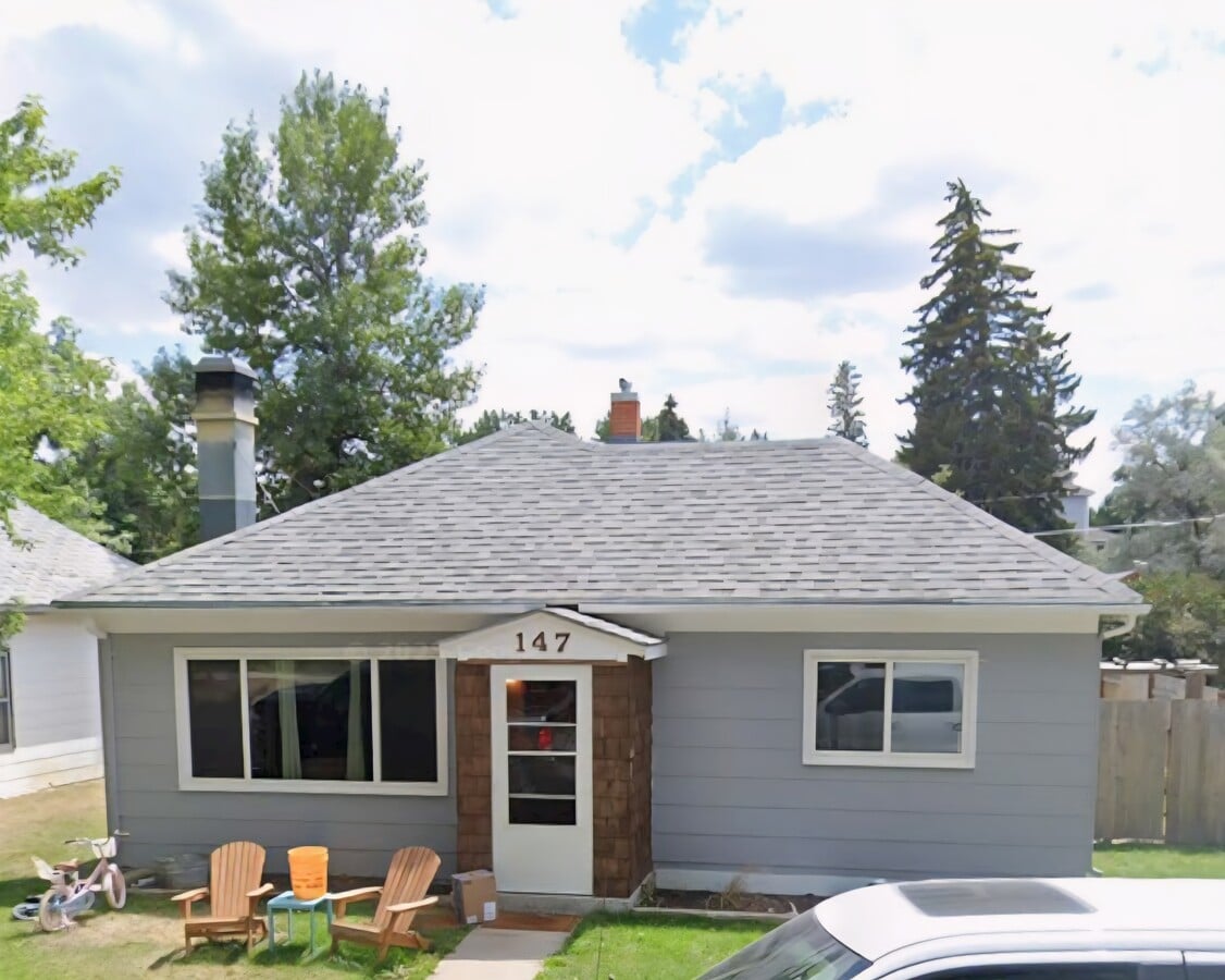 Photo - 147 Thom St House