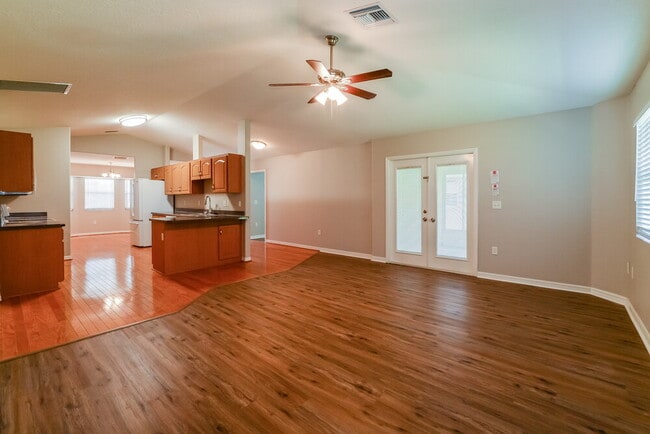 Photo - 1524 Lake Villa Dr