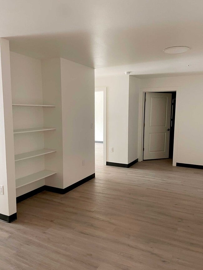Intrada Westside Apartments