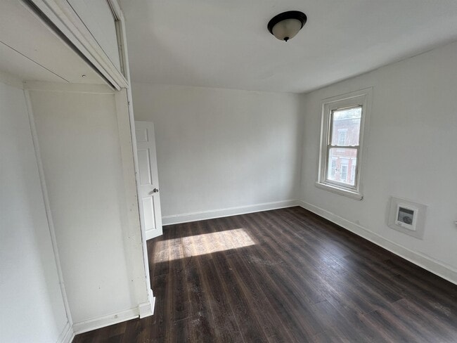 Photo - 1855 E Lippincott St