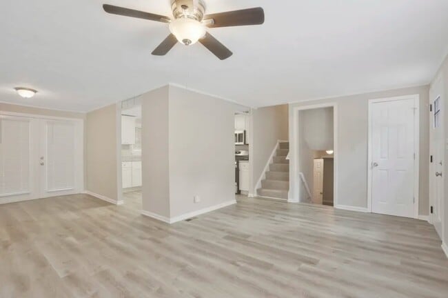 Photo - 3273 Newcastle Way SW Unidad 1