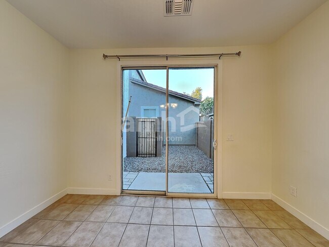 Photo - 10124 E Isleta Ave