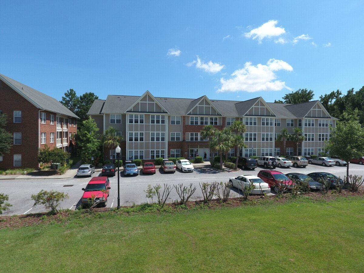 Photo - Seven Farms Village