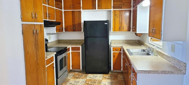 Photo - 1620 Rainbow Dr