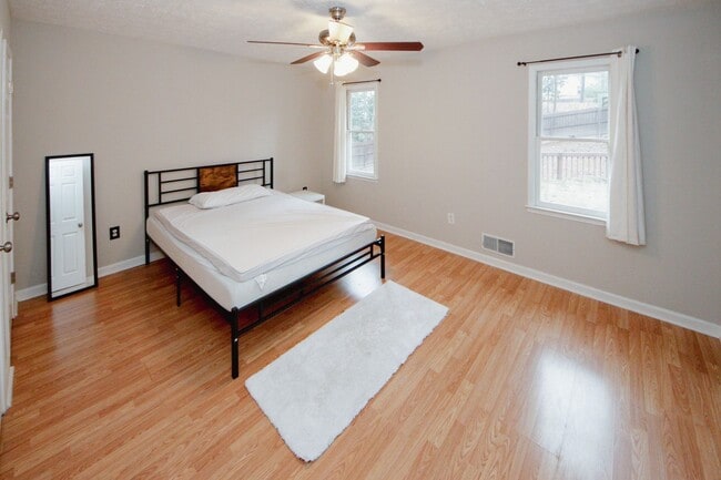 Photo - 1424 Shadowbrook Dr Unit 1424 Shadowbrook Dr., Marietta, GA 30062