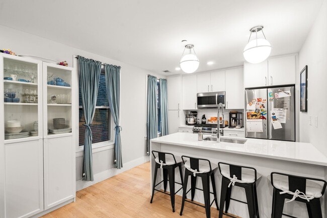 Photo - 10 Lamson Ct Unit 2