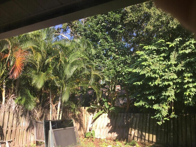 Photo - 1094 Raintree Ct