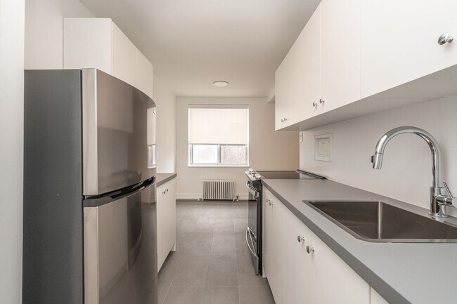 Building Photo - 55 Eccleston Dr Unit 207