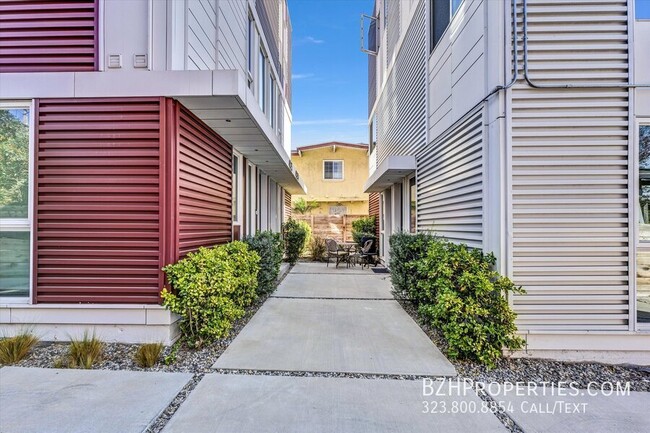 Gorgeous Modern Townhouse In Prime Mid-City - Gorgeous Modern Townhouse In Prime Mid-City Unit 4522