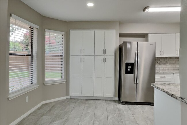 Photo - 8718 Pines Pl Dr