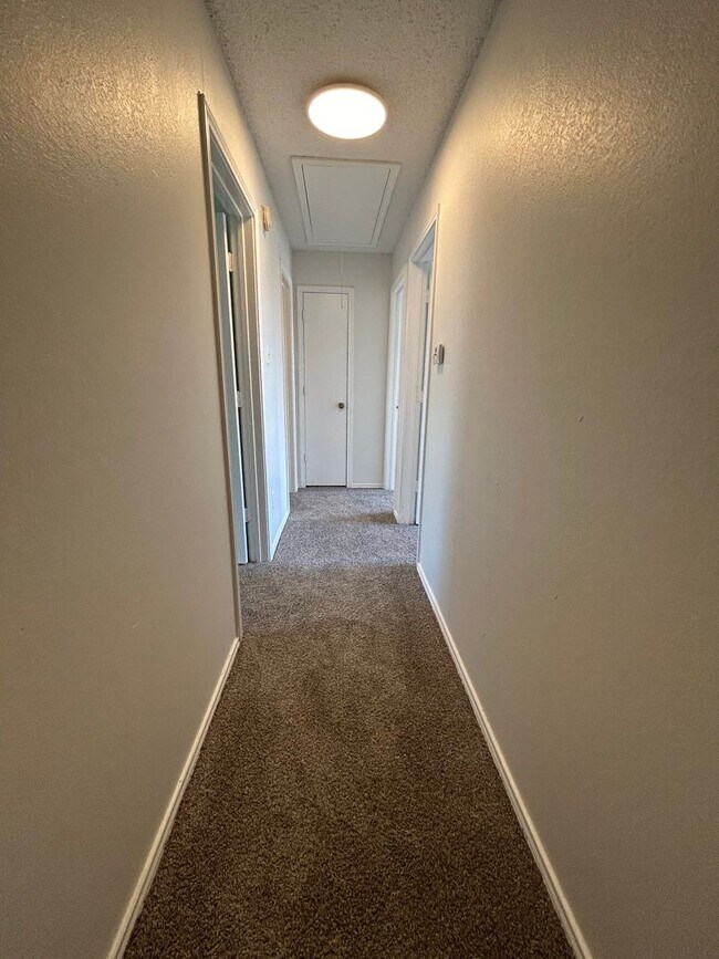 Photo - Come and see this well-kept beautiful home...