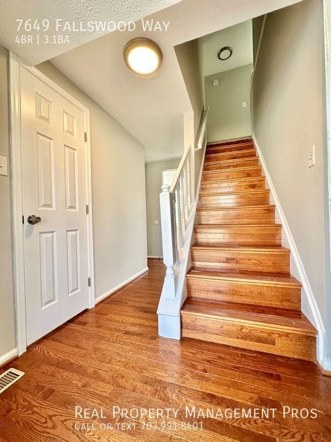 Photo - 7649 Fallswood Way