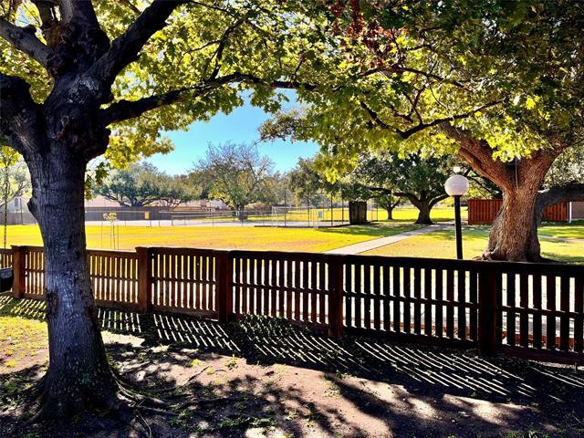 Photo - 15621 Terrace Lawn Cir