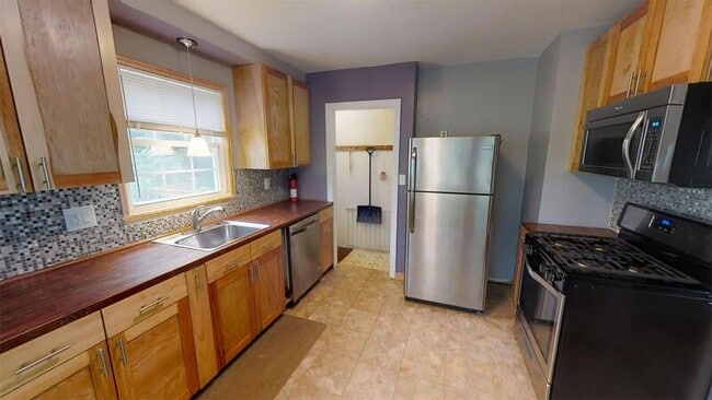 Photo - 3110 Dexter Rd