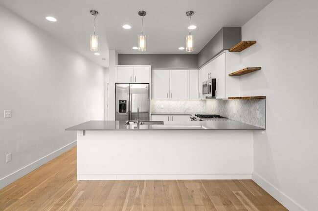 Building Photo - Modern Luxury Condo for Rent in Bozeman, MT