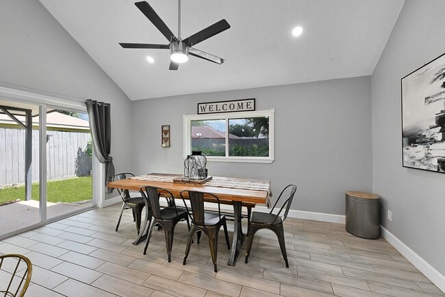 Photo - 12714 Huntington Field Dr