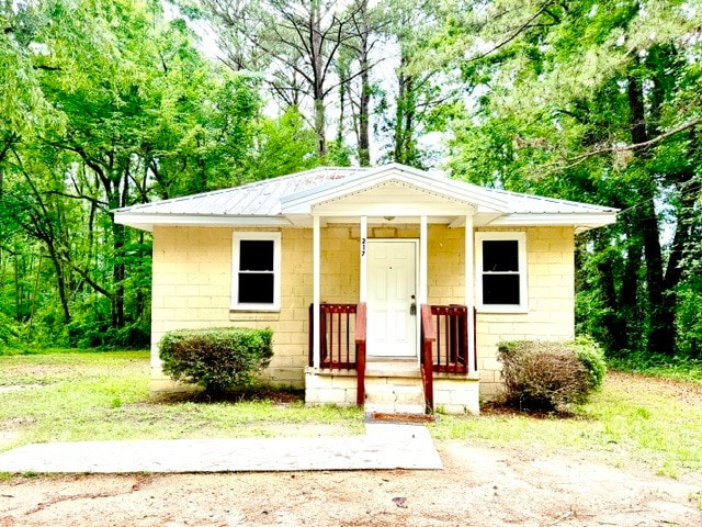 Building Photo - 217 Sharpe Rd