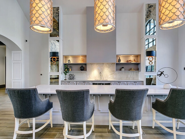 Photo - The Huntington Apartments