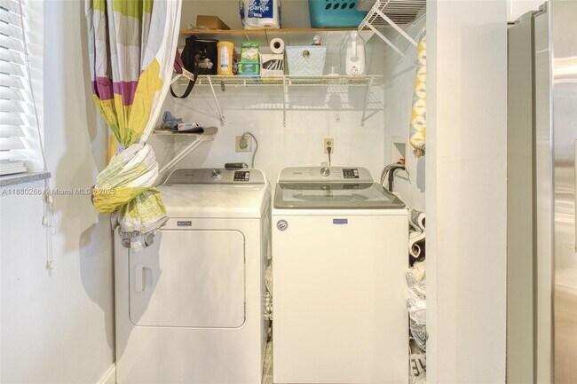 Photo - 115 Lake Emerald Dr Unit 306