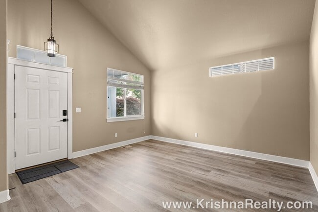 Photo - 19405 SE 33rd St
