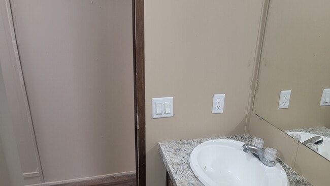 Photo - 32730 Carolee Cir