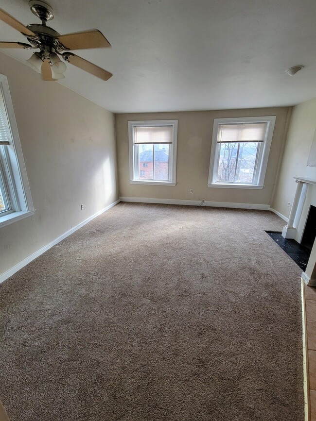 Photo - 1601 Federal St Unit 2