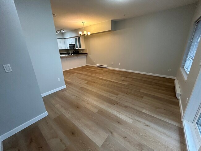 Photo - 211-13958 108 Avenue Unité 211