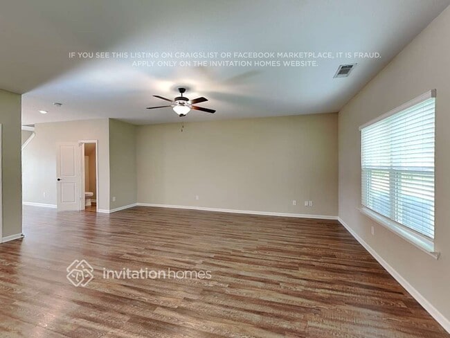 Photo - 442 Samara Ct