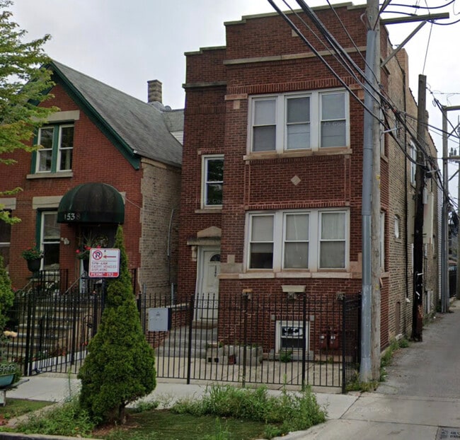 Building Photo - 1540 N Hamlin Ave Unit 2