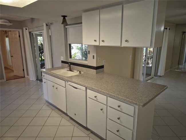 Photo - 9802 Riverview Dr