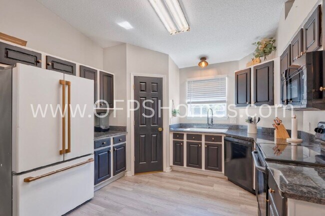 Photo - 3bed Crestview Home!