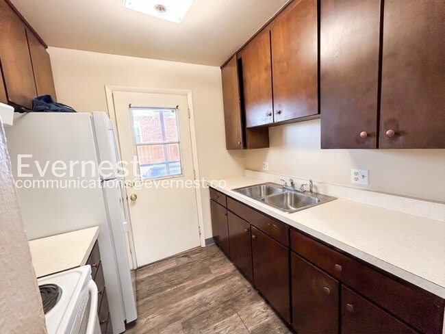 Photo - 4311 N Chestnut St Unidad 2