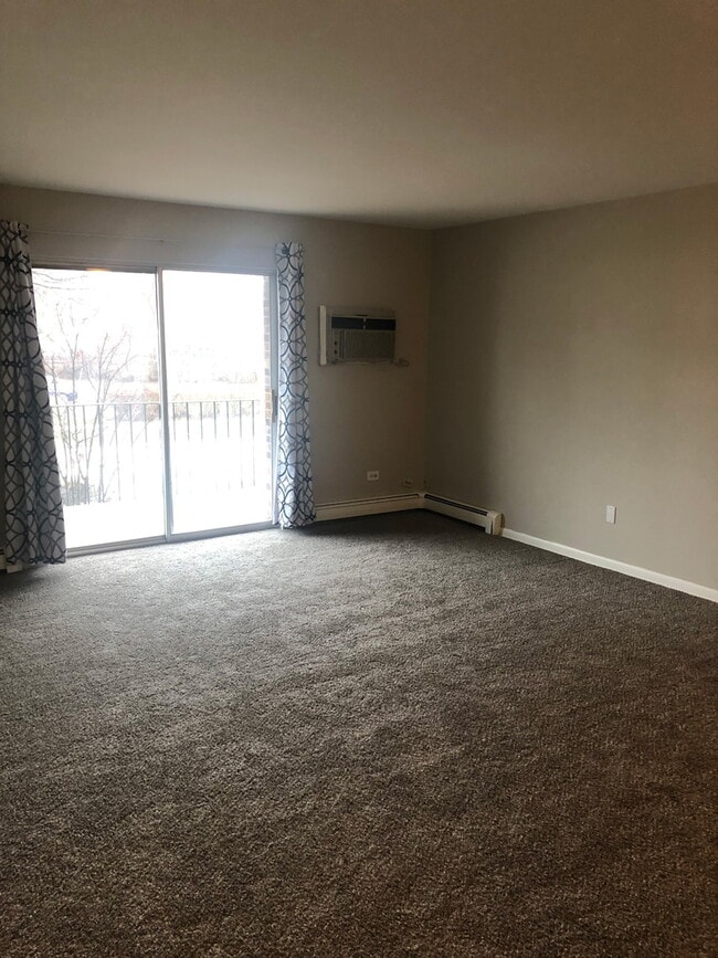 Photo - 205 W Miner St Unit 106