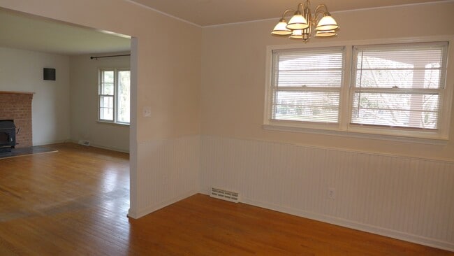 Photo - 93 Great Lake Dr