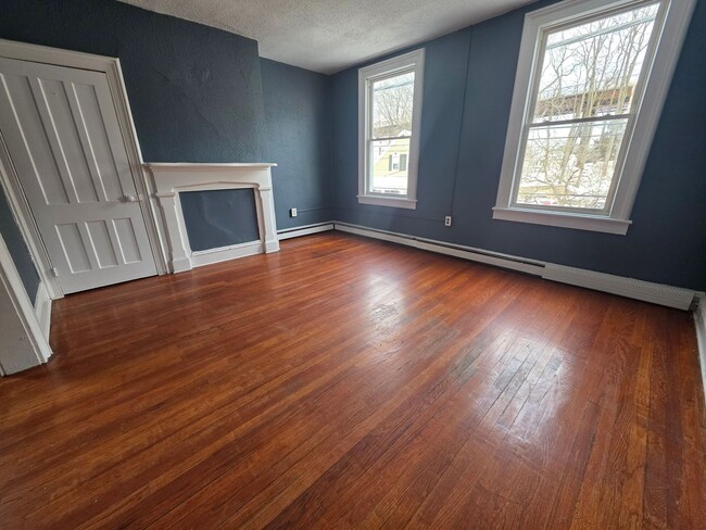 Photo - 45 Gifford Ave Unidad Apt. 2