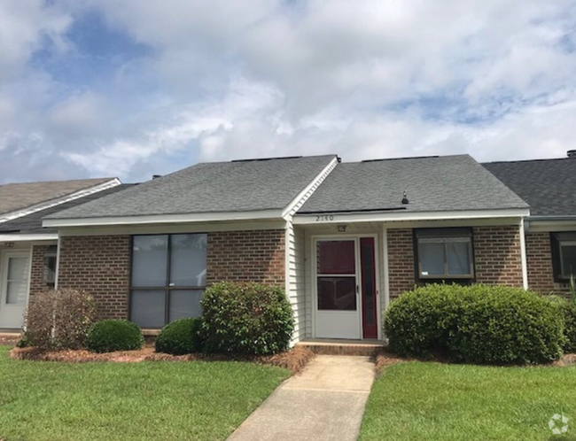 Building Photo - 2140 Fox Run Dr Rental