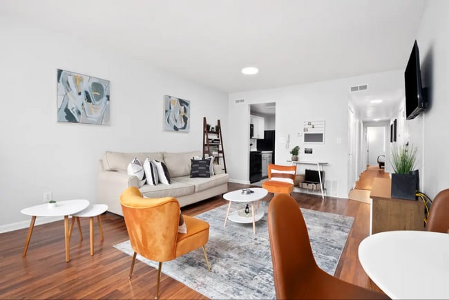 Photo - 5501 Pershing Ave Unit 311-22
