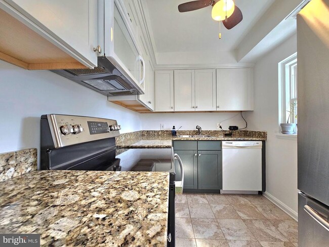 Photo - 4218 35th St S Apartment Unit B2