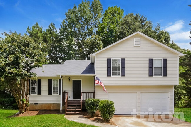 Building Photo - 104 Ivy Trace Ln