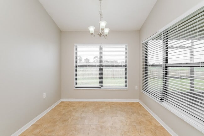 Photo - 1406 Storington Ave